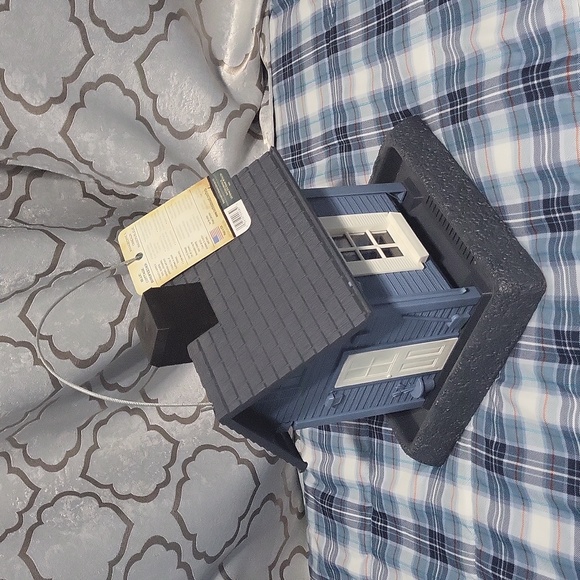 Blue cottage house birdfeeder NWT Village Collection blue gray NEW - Picture 1 of 6